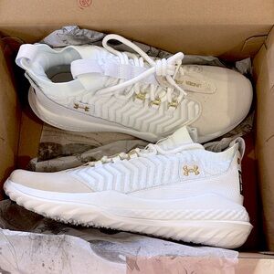 NWT - Under Armour Bryce Harper Turf Shoes - new in box